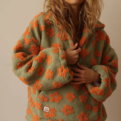 Grażyna | Polarowy Sweter z Kwiatowym Nadrukiem